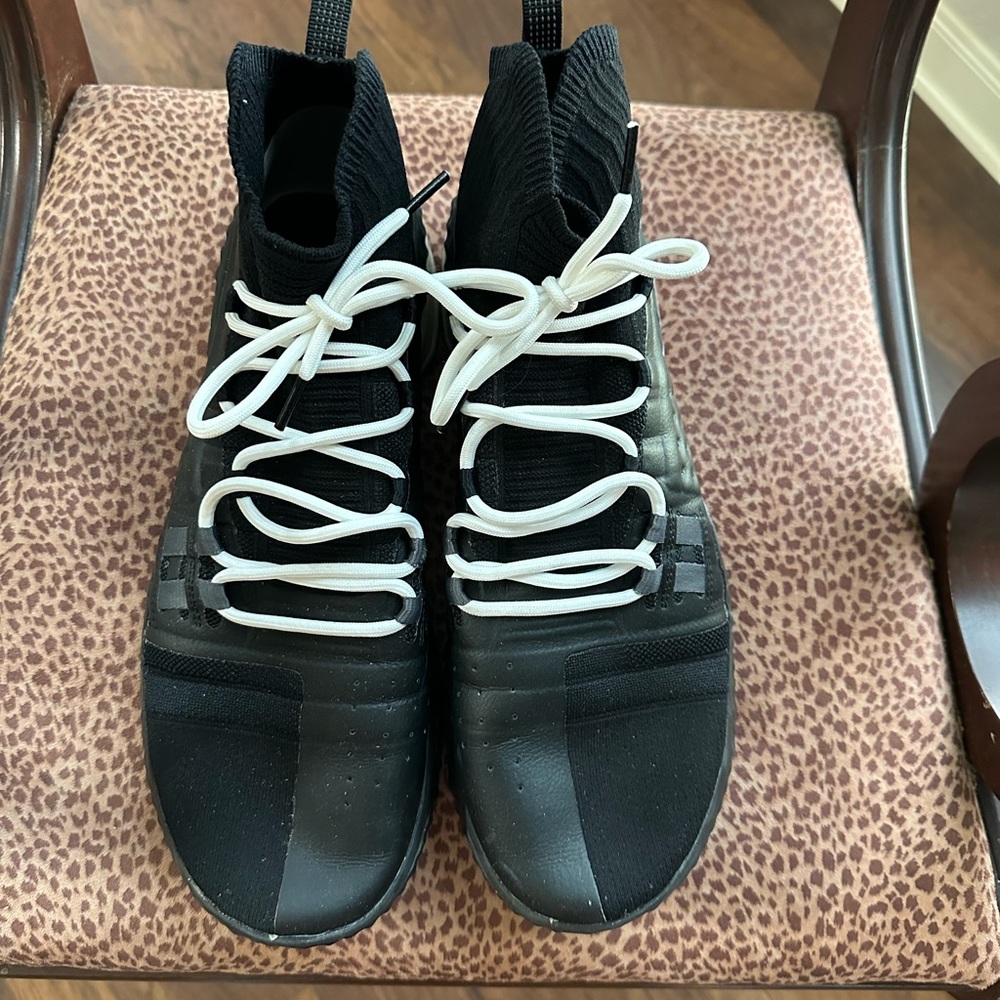 Men’s Under Armour Project Rock 1 Shoes Size 14